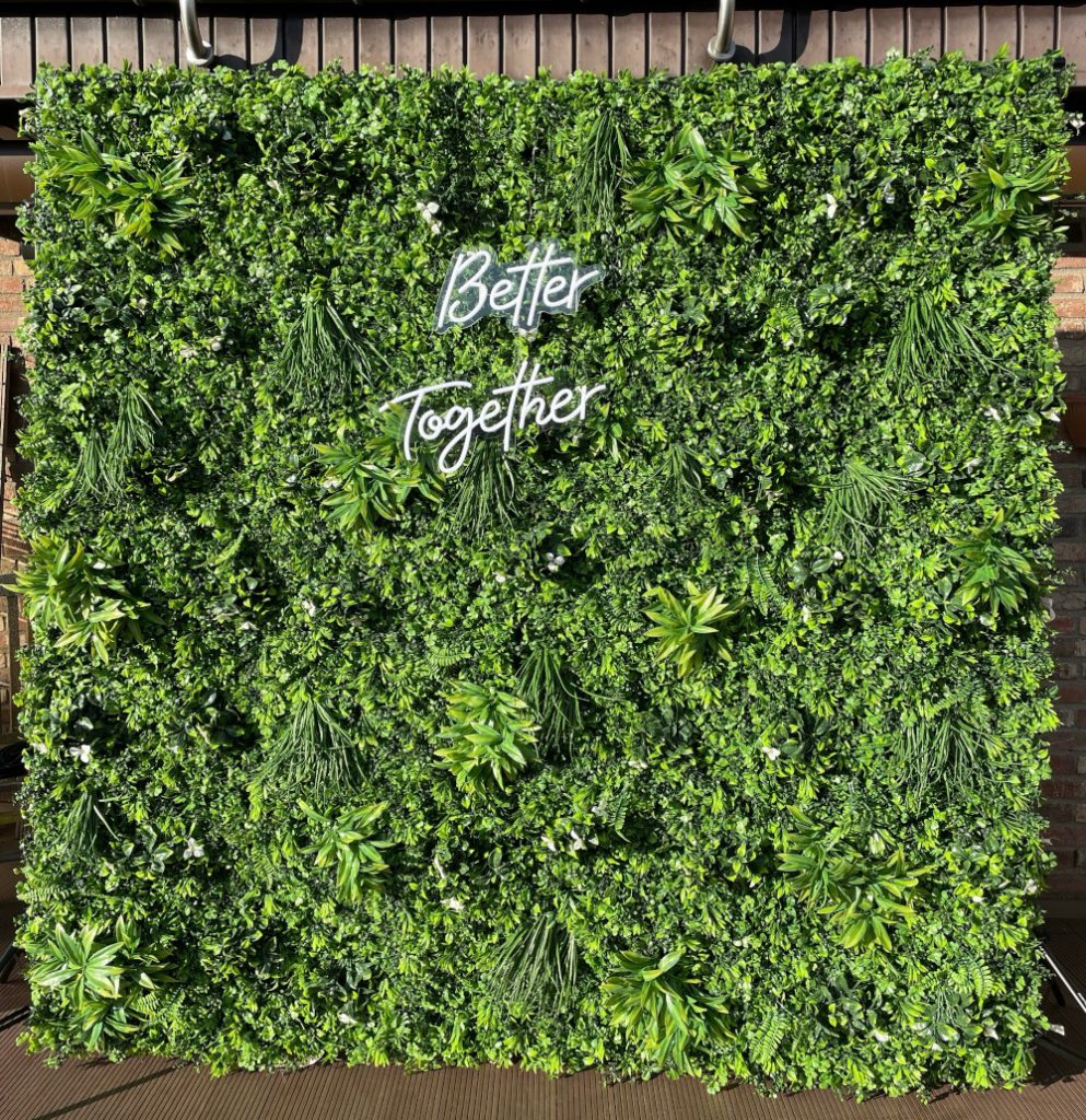 Bildwerk Pflanzenwand 240x240 cropped 1000