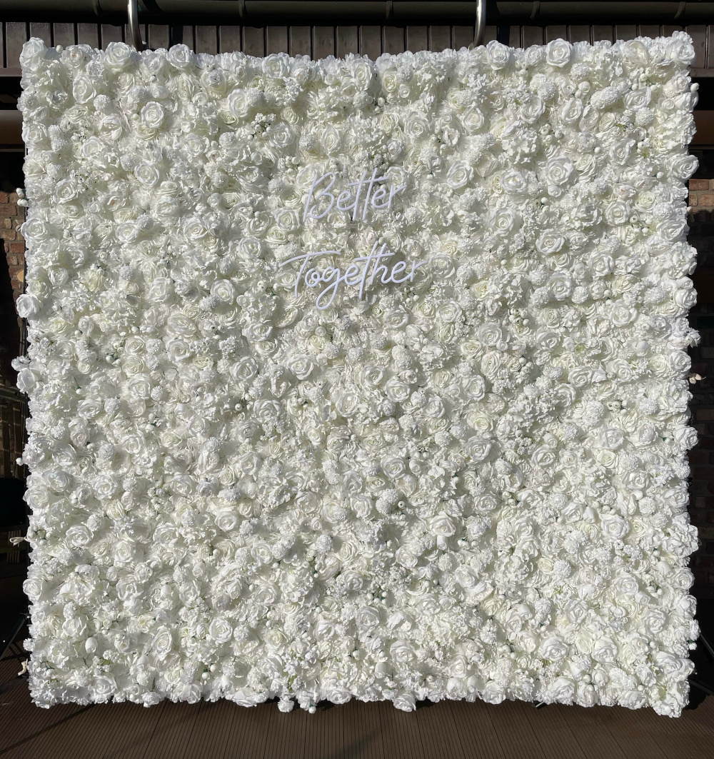 Bildwerk WeissBlumenwand 240x240 cropped 1000